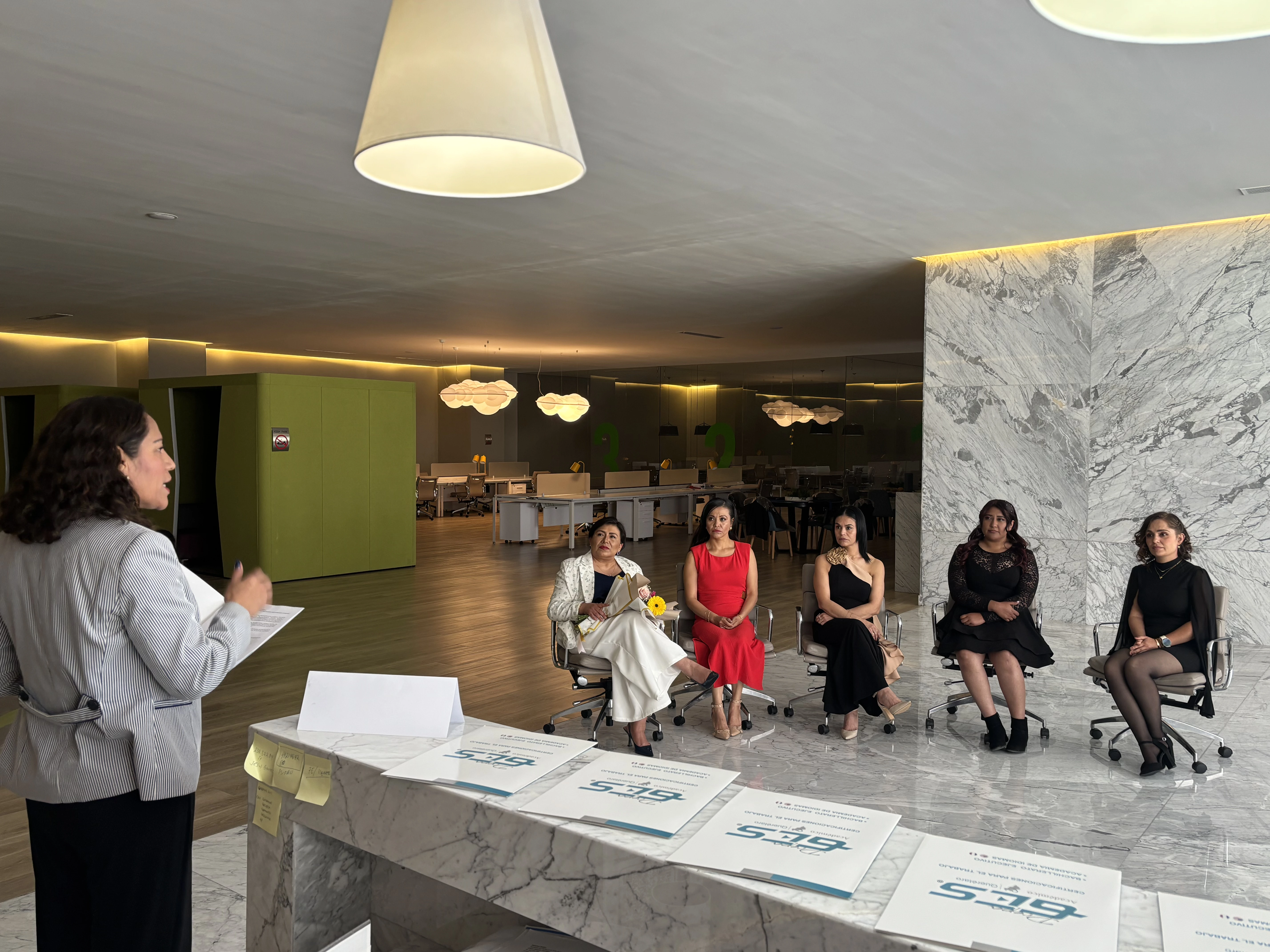 Centro Certificador CONOCER Universidad UGES - Certificaciones Oficiales